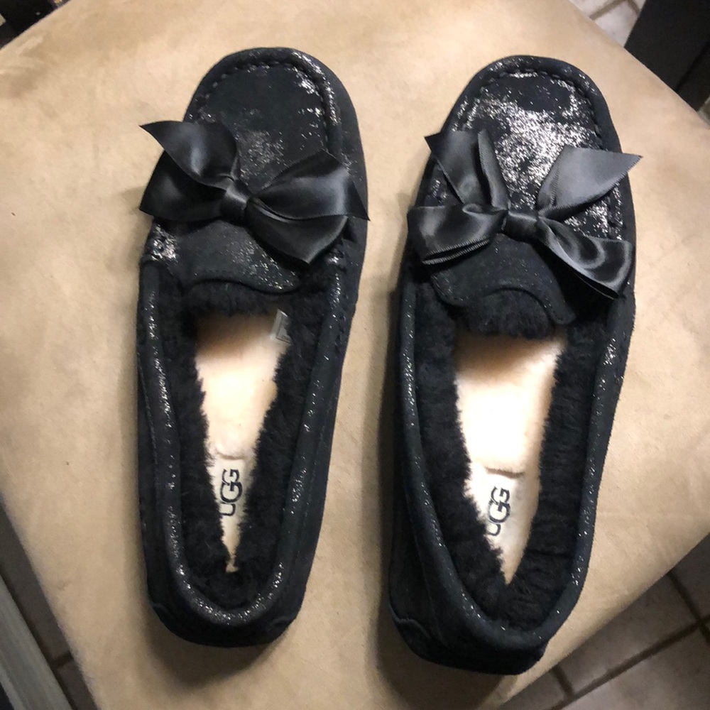 UGG Ansley Bow Glimmer moccasins